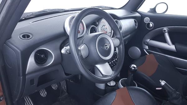 Photo 10 VIN: WMWRH31005TF71140 - MINI COOPER S 