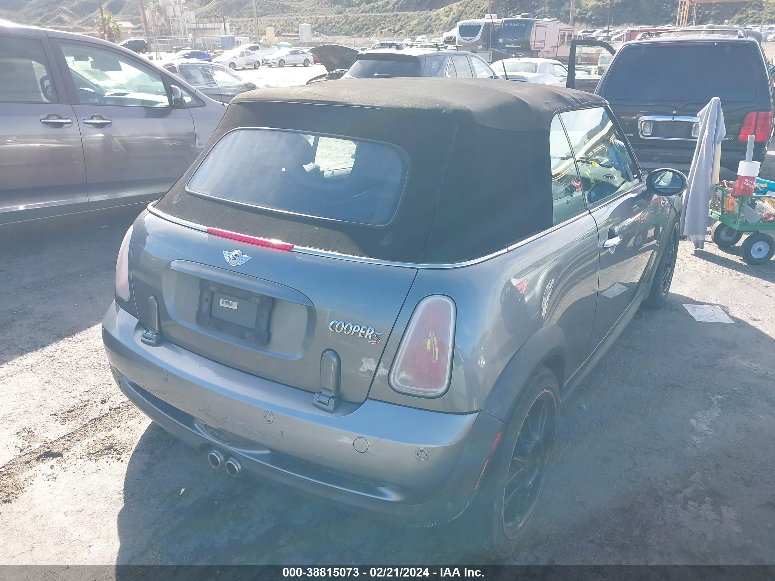 Photo 3 VIN: WMWRH33445TF80052 - MINI COOPER 