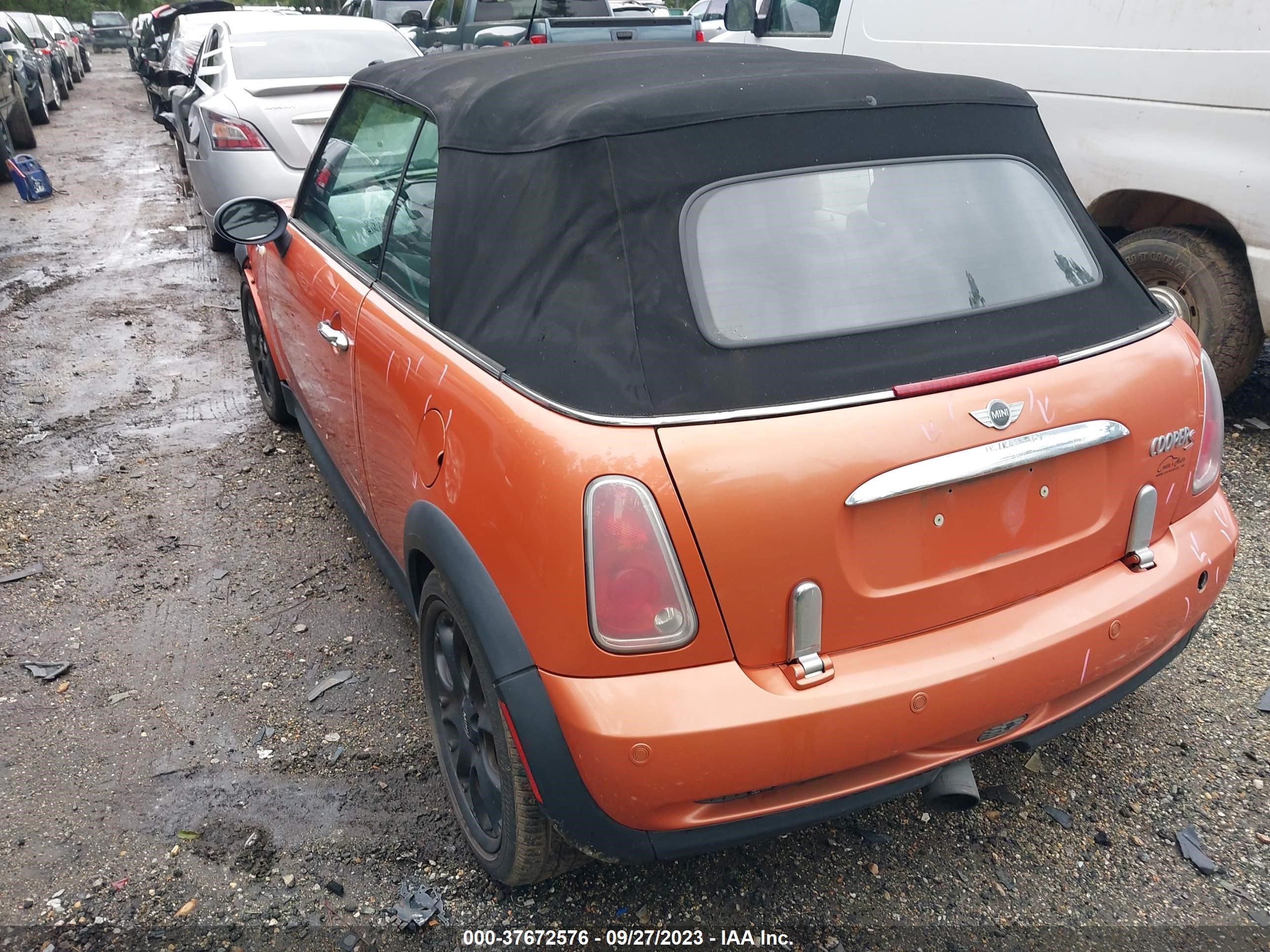 Photo 2 VIN: WMWRH33546TF86217 - MINI COOPER 