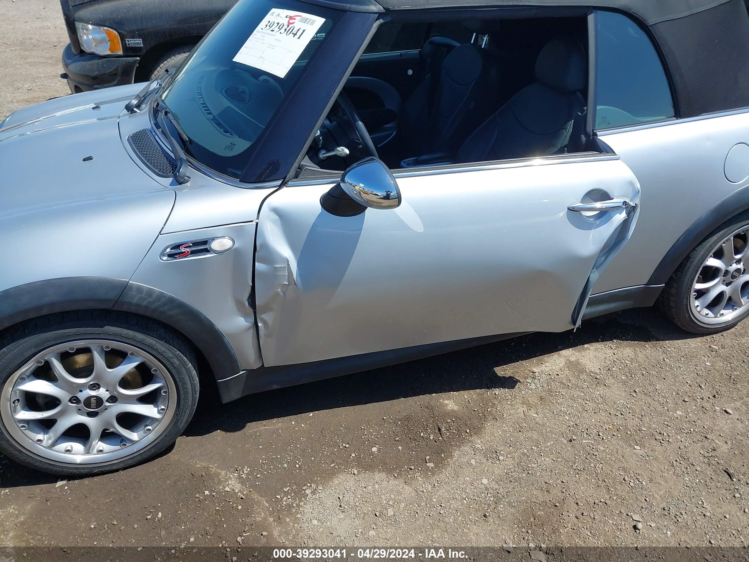 Photo 5 VIN: WMWRH33565TF85732 - MINI COOPER 