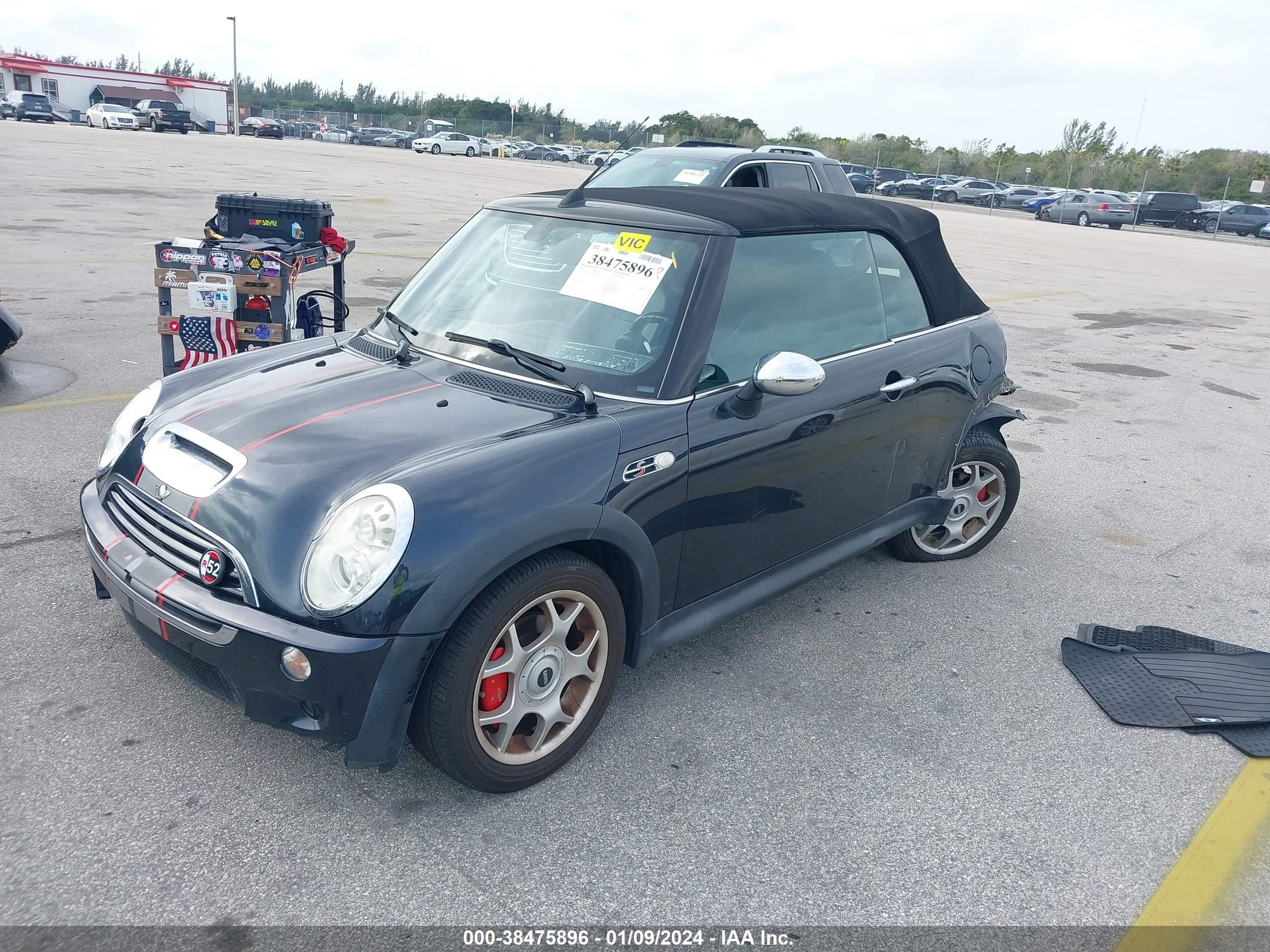 Photo 1 VIN: WMWRH33568TL96886 - MINI COOPER 