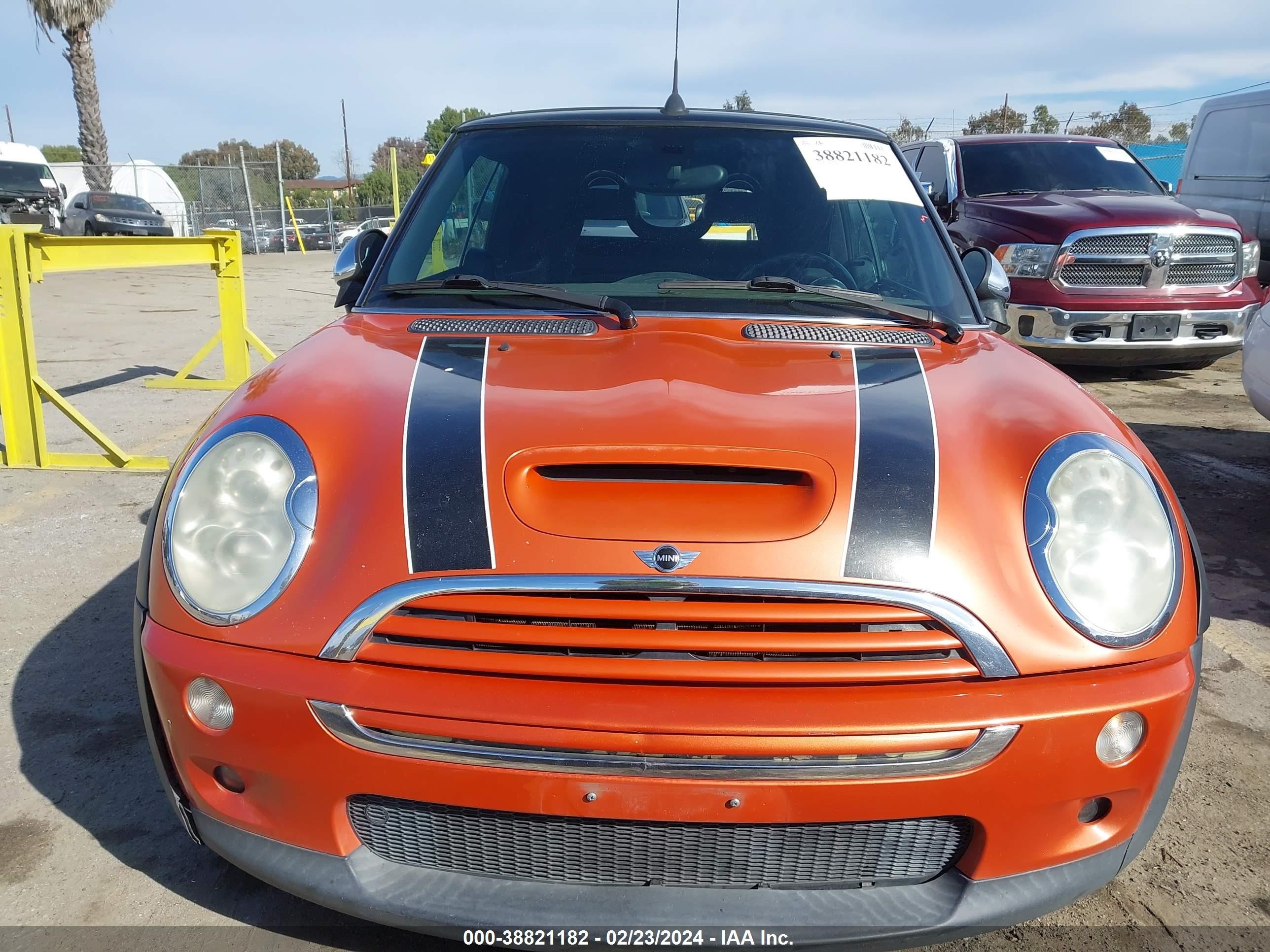 Photo 10 VIN: WMWRH33576TK57430 - MINI COOPER 