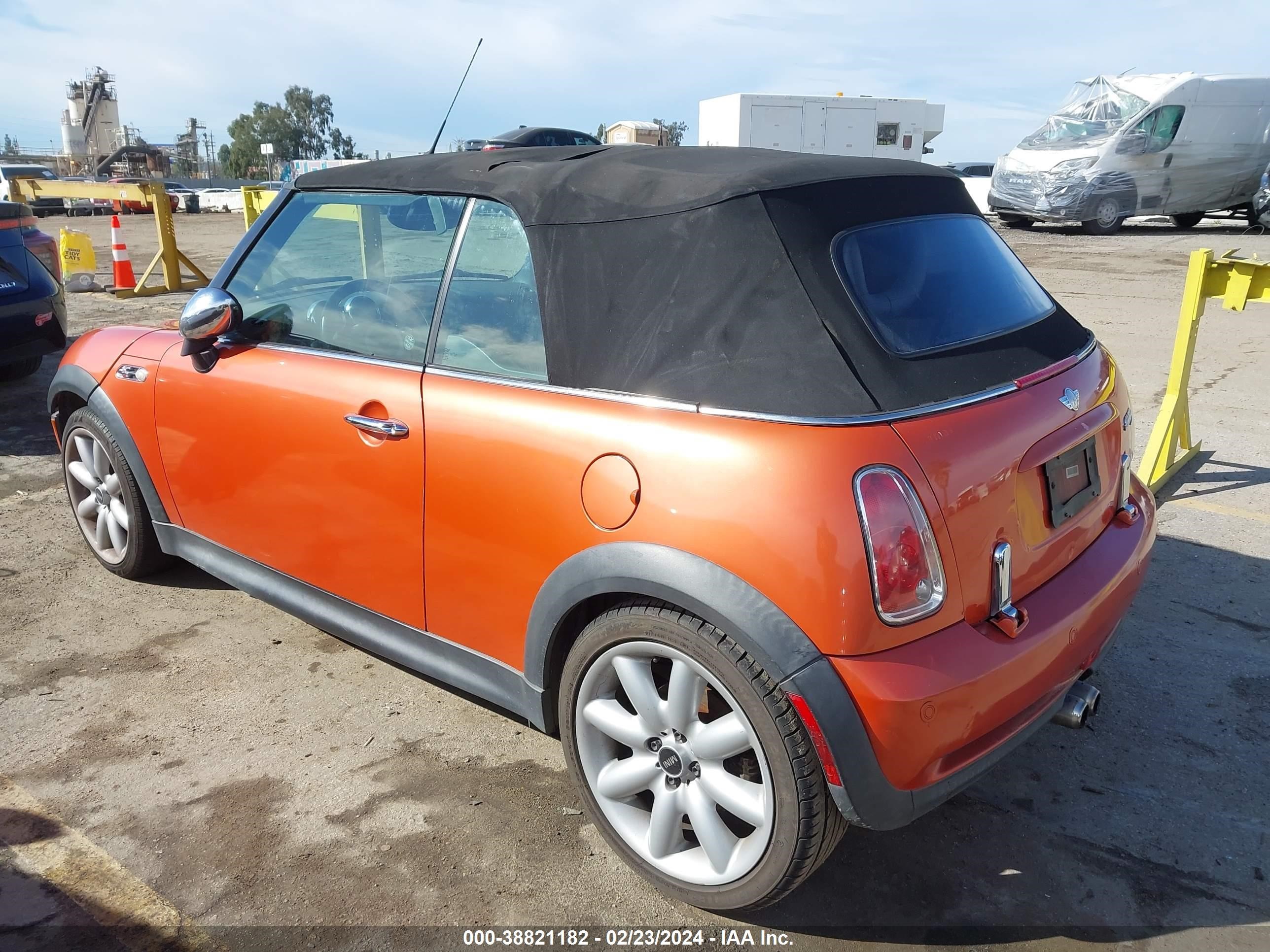 Photo 2 VIN: WMWRH33576TK57430 - MINI COOPER 