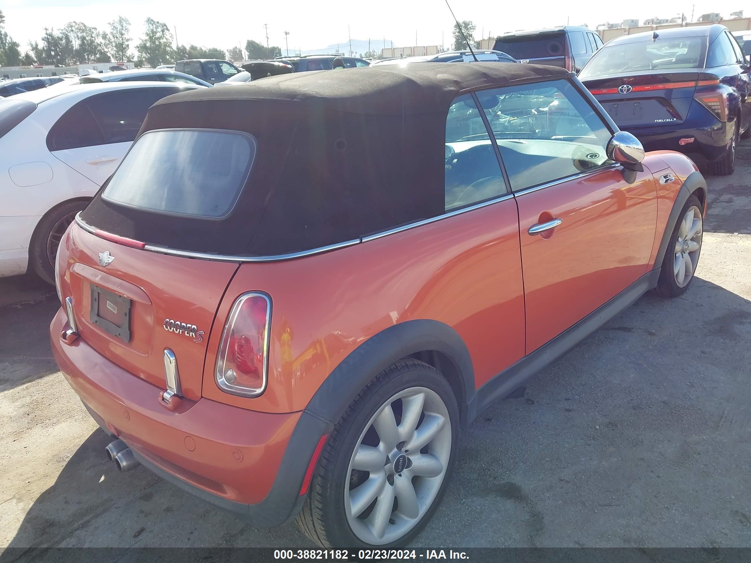 Photo 3 VIN: WMWRH33576TK57430 - MINI COOPER 