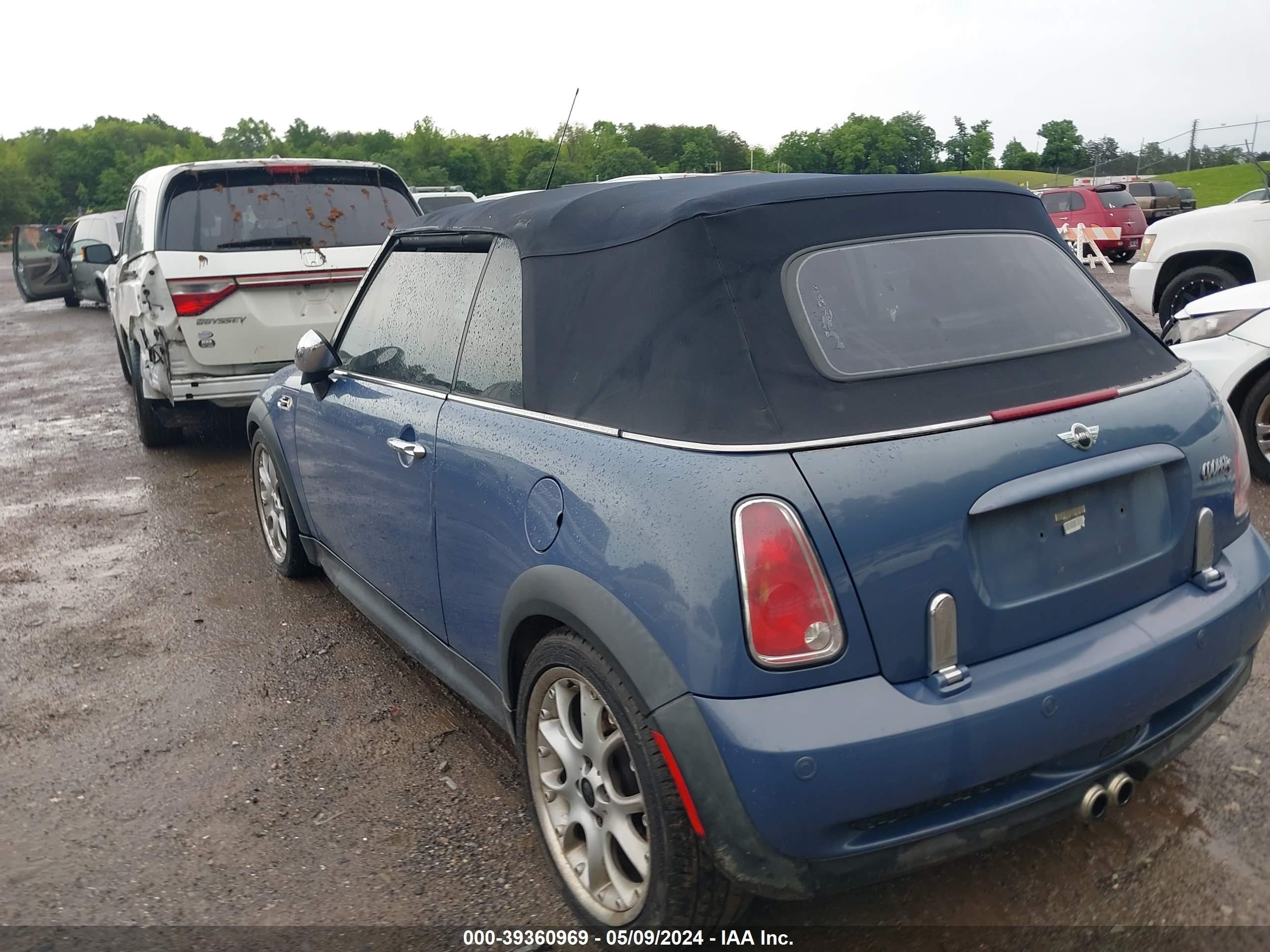 Photo 2 VIN: WMWRH33576TK59372 - MINI COOPER 