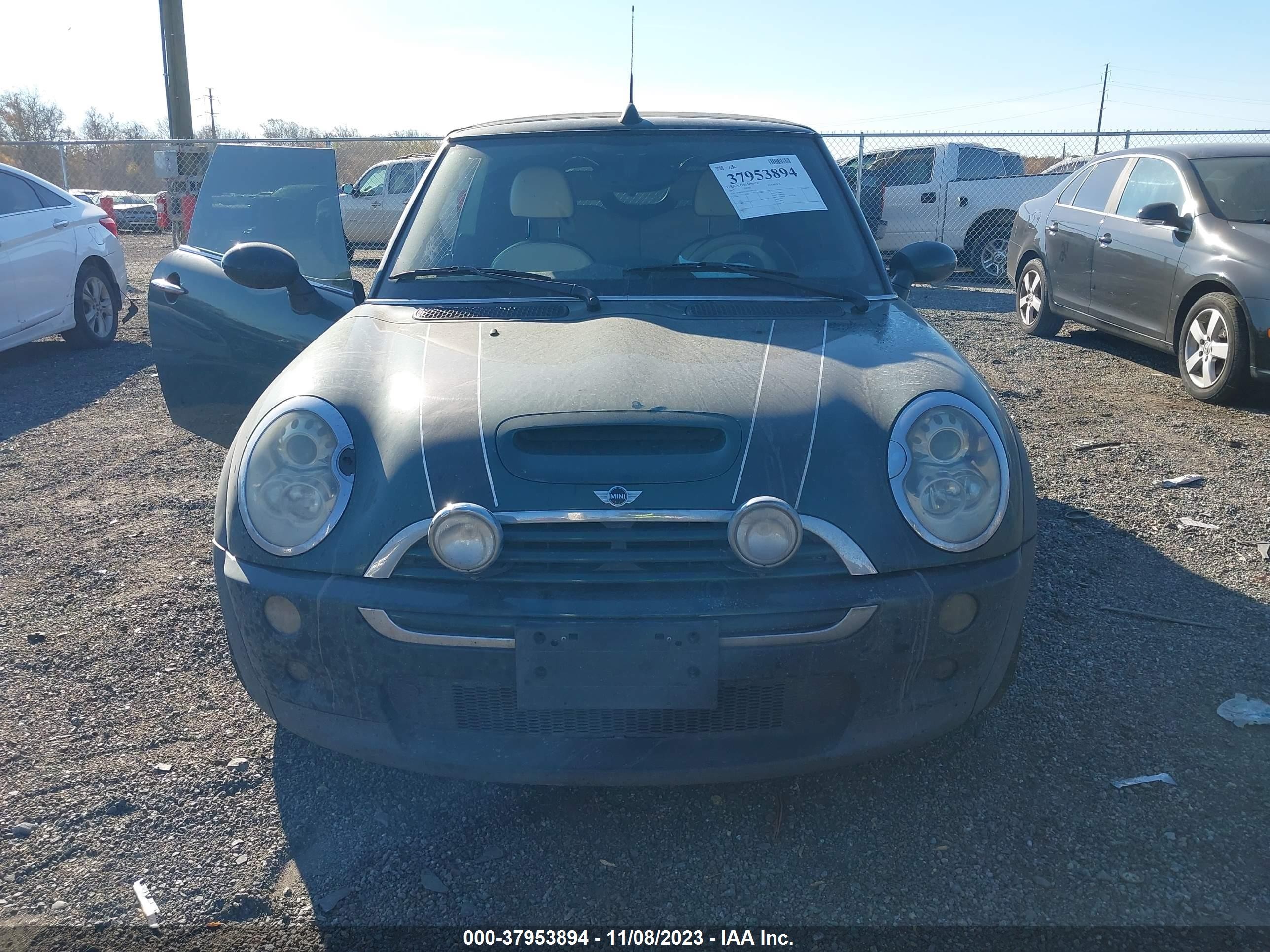 Photo 11 VIN: WMWRH33597TJ44256 - MINI COOPER 