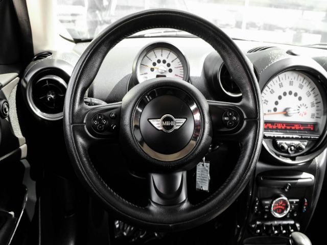 Photo 9 VIN: WMWSS1C57EWN94748 - MINI COOPER PACEMAN 