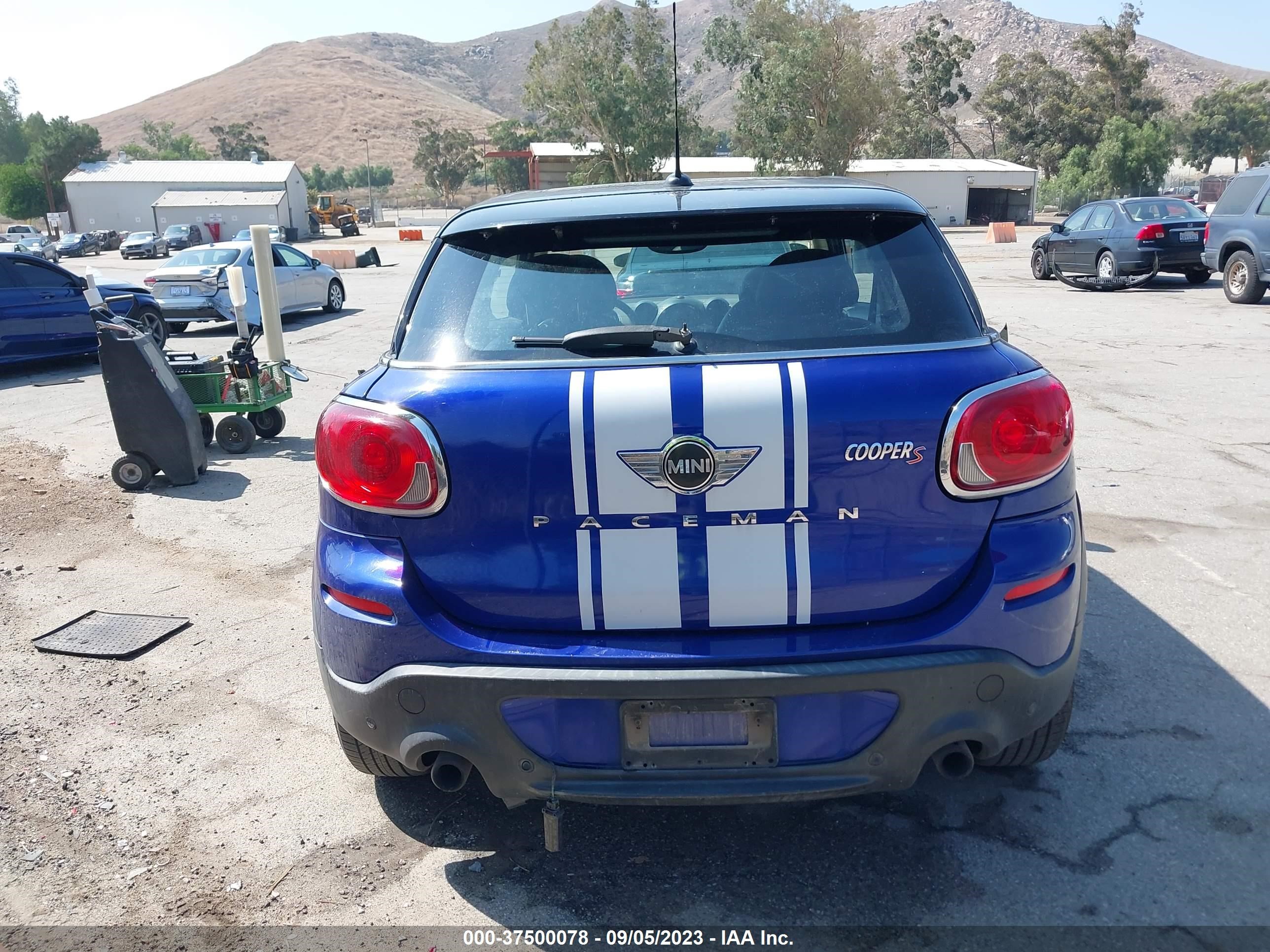 Photo 15 VIN: WMWSS5C5XDWN49292 - MINI PACEMAN 