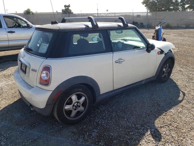 Photo 2 VIN: WMWSU3C50BT184182 - MINI COOPER 