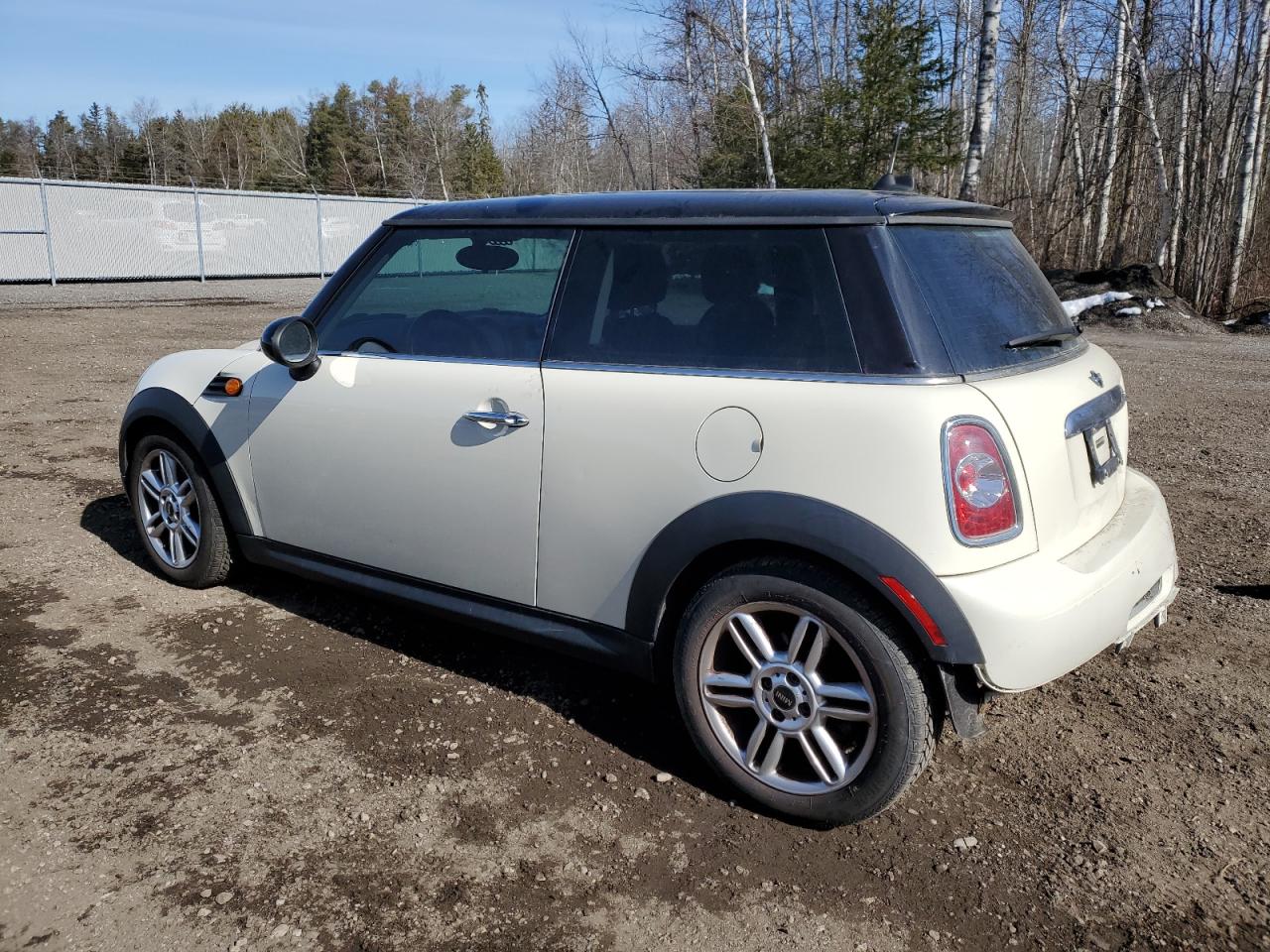 Photo 1 VIN: WMWSU3C50BT252240 - MINI COOPER 