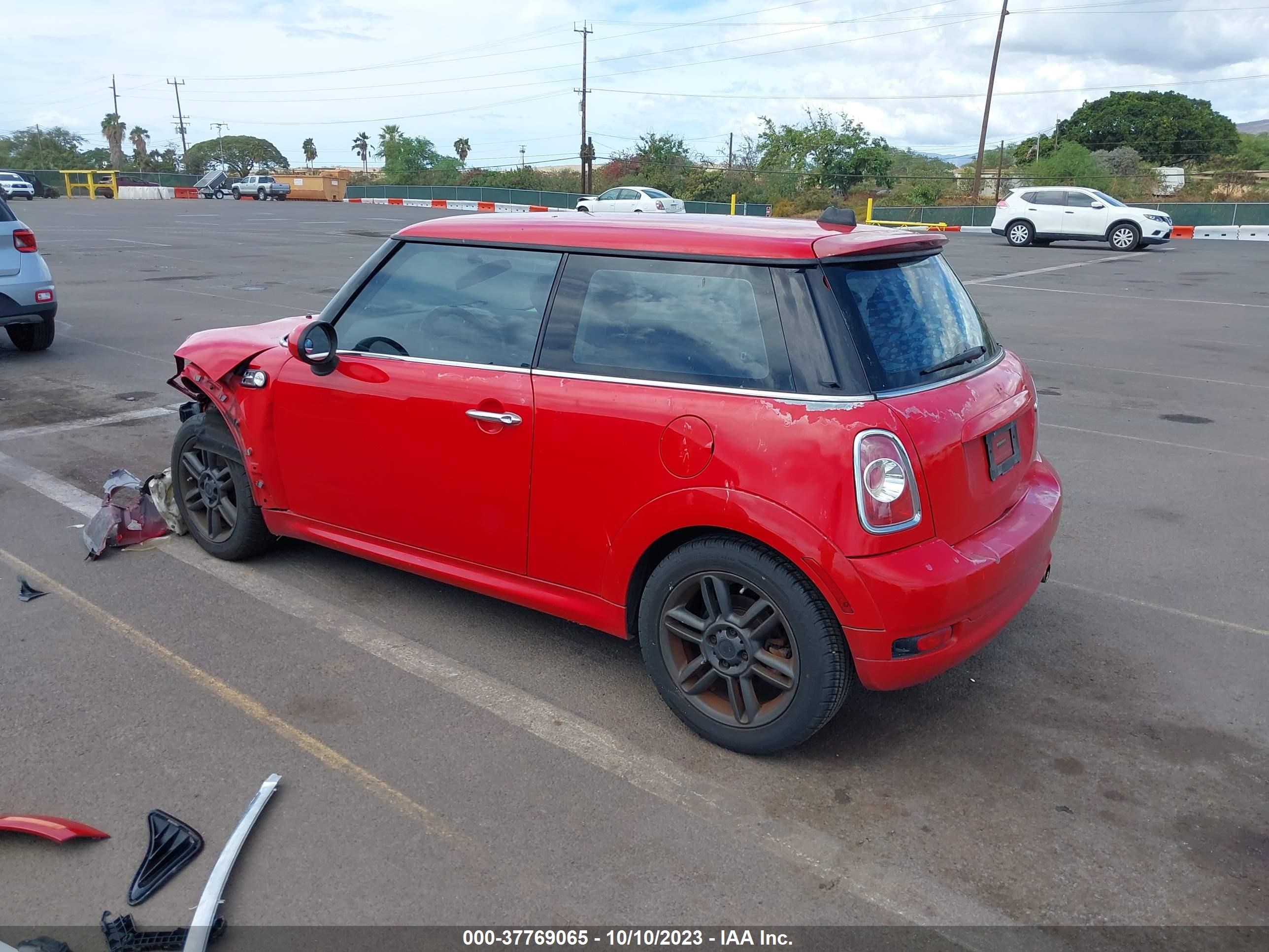 Photo 2 VIN: WMWSU3C51BT181890 - MINI HARD TOP 