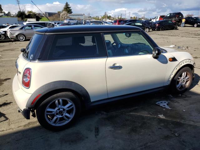 Photo 2 VIN: WMWSU3C51BT252702 - MINI COOPER 