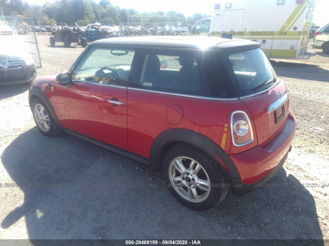 Photo 2 VIN: WMWSU3C51DT677761 - MINI COOPER 