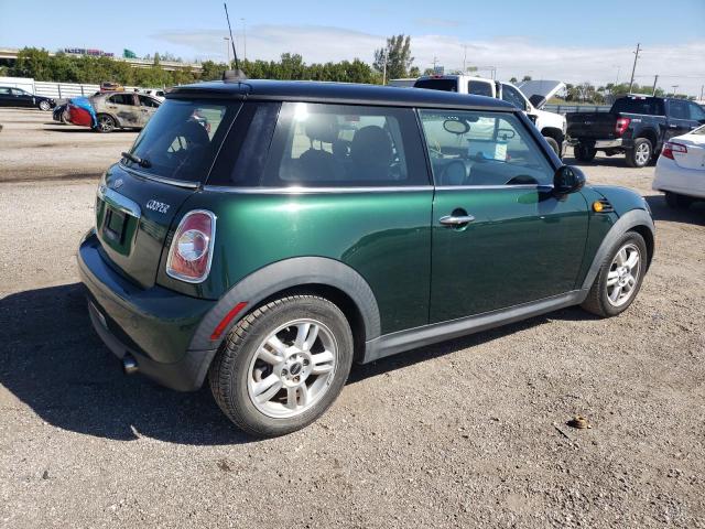 Photo 2 VIN: WMWSU3C51DT677789 - MINI COOPER 