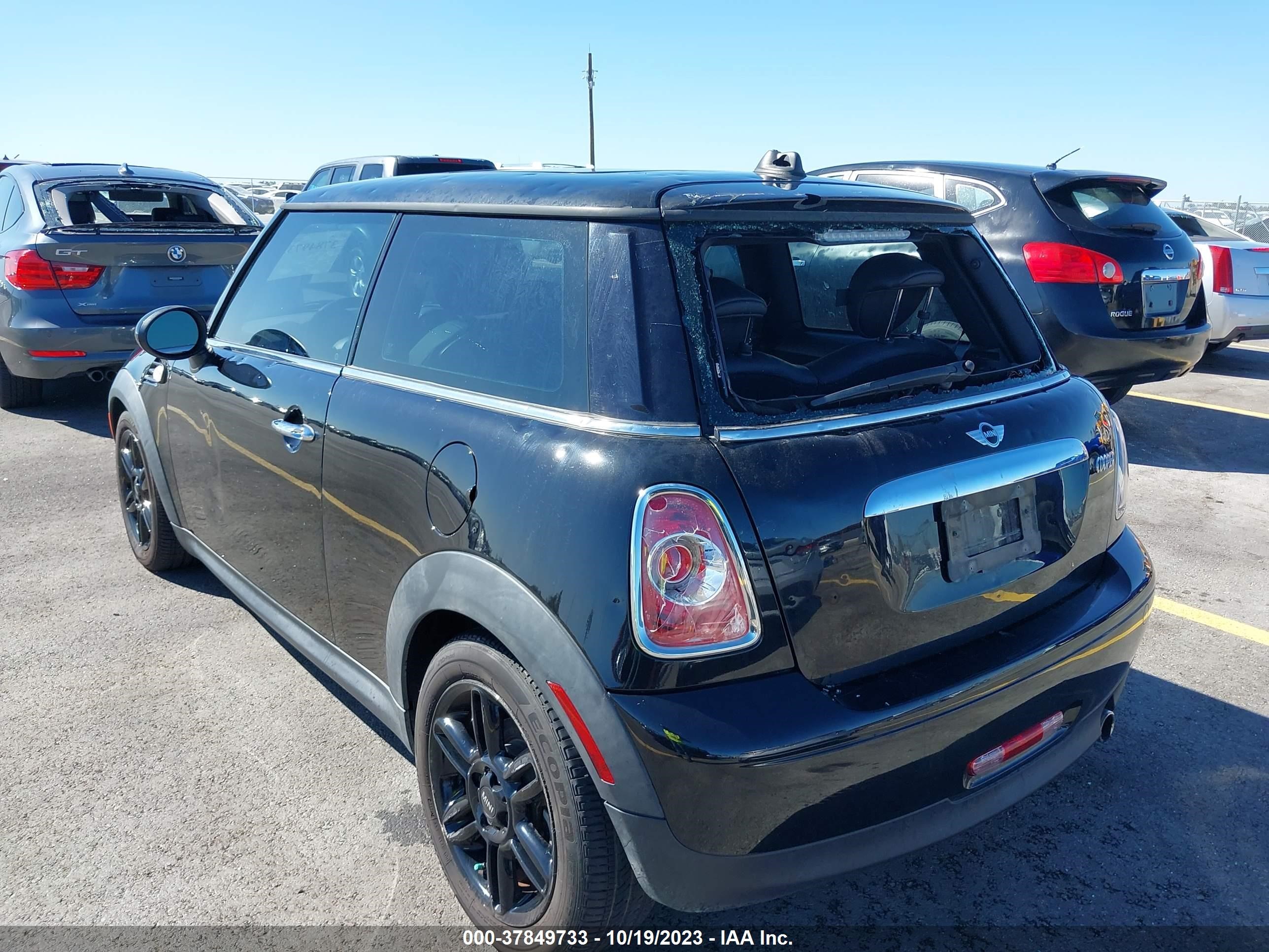 Photo 2 VIN: WMWSU3C51DT689263 - MINI HARD TOP 