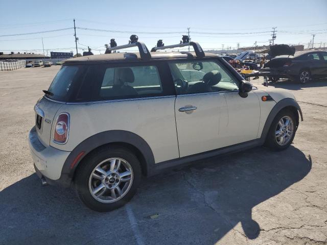 Photo 2 VIN: WMWSU3C51DT689814 - MINI COOPER 