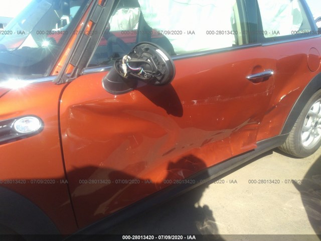 Photo 5 VIN: WMWSU3C52CT263175 - MINI COOPER HARDTOP 