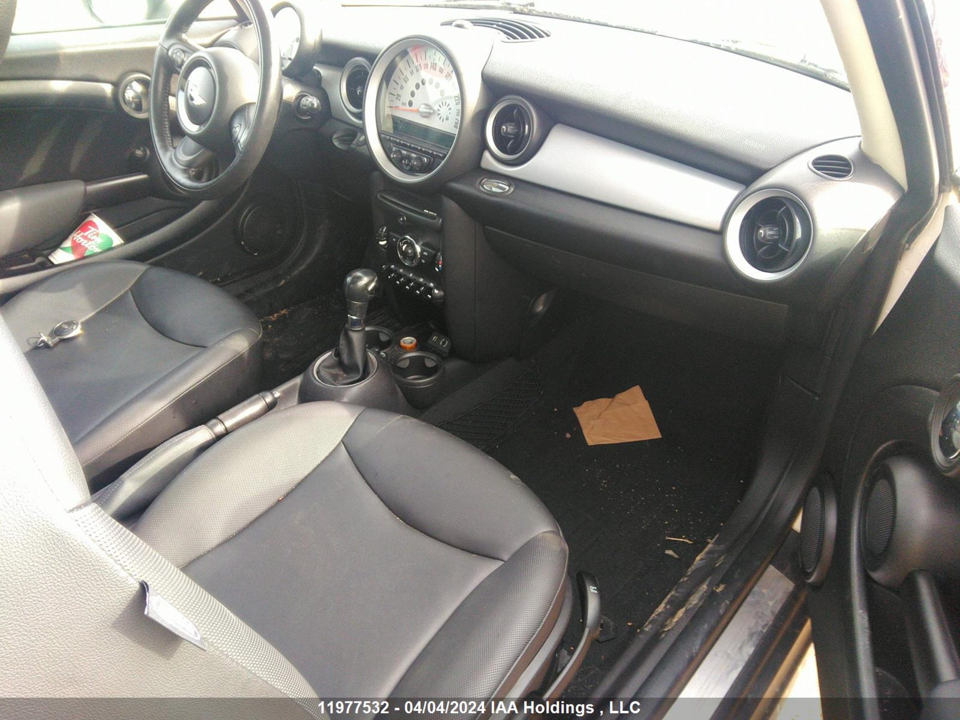 Photo 4 VIN: WMWSU3C52DT680989 - MINI COOPER 