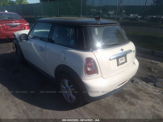 Photo 2 VIN: WMWSU3C52DT681981 - MINI COOPER HARDTOP 