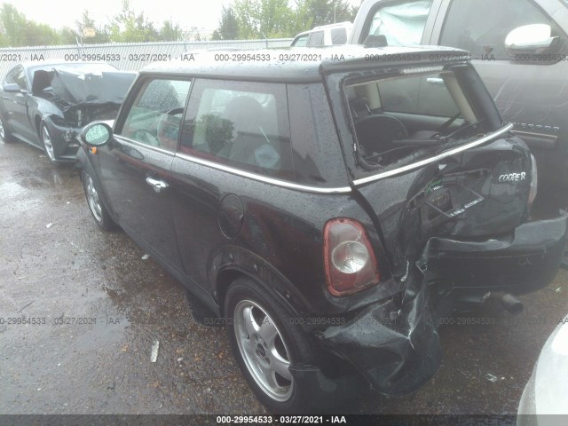 Photo 2 VIN: WMWSU3C53BT092600 - MINI COOPER HARDTOP 