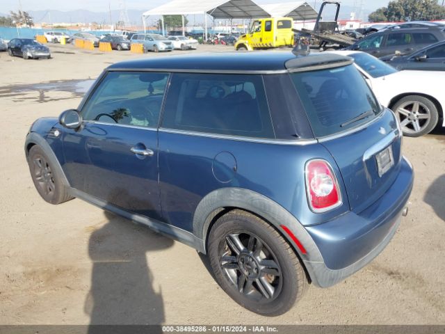 Photo 2 VIN: WMWSU3C53BT182152 - MINI COOPER 