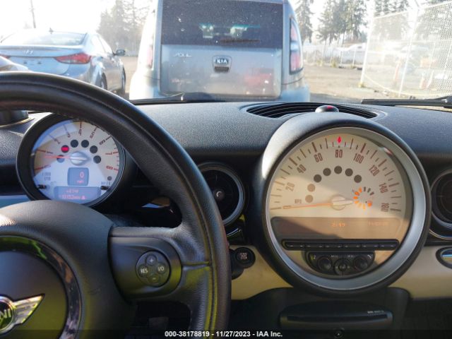 Photo 6 VIN: WMWSU3C53BTX96957 - MINI COOPER 