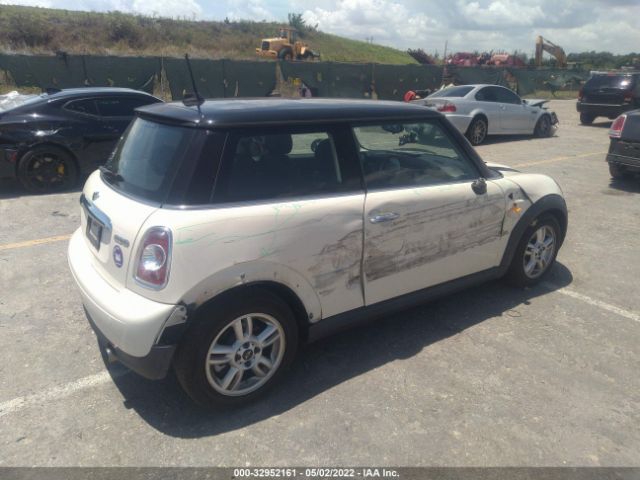 Photo 3 VIN: WMWSU3C53CT259314 - MINI COOPER HARDTOP 