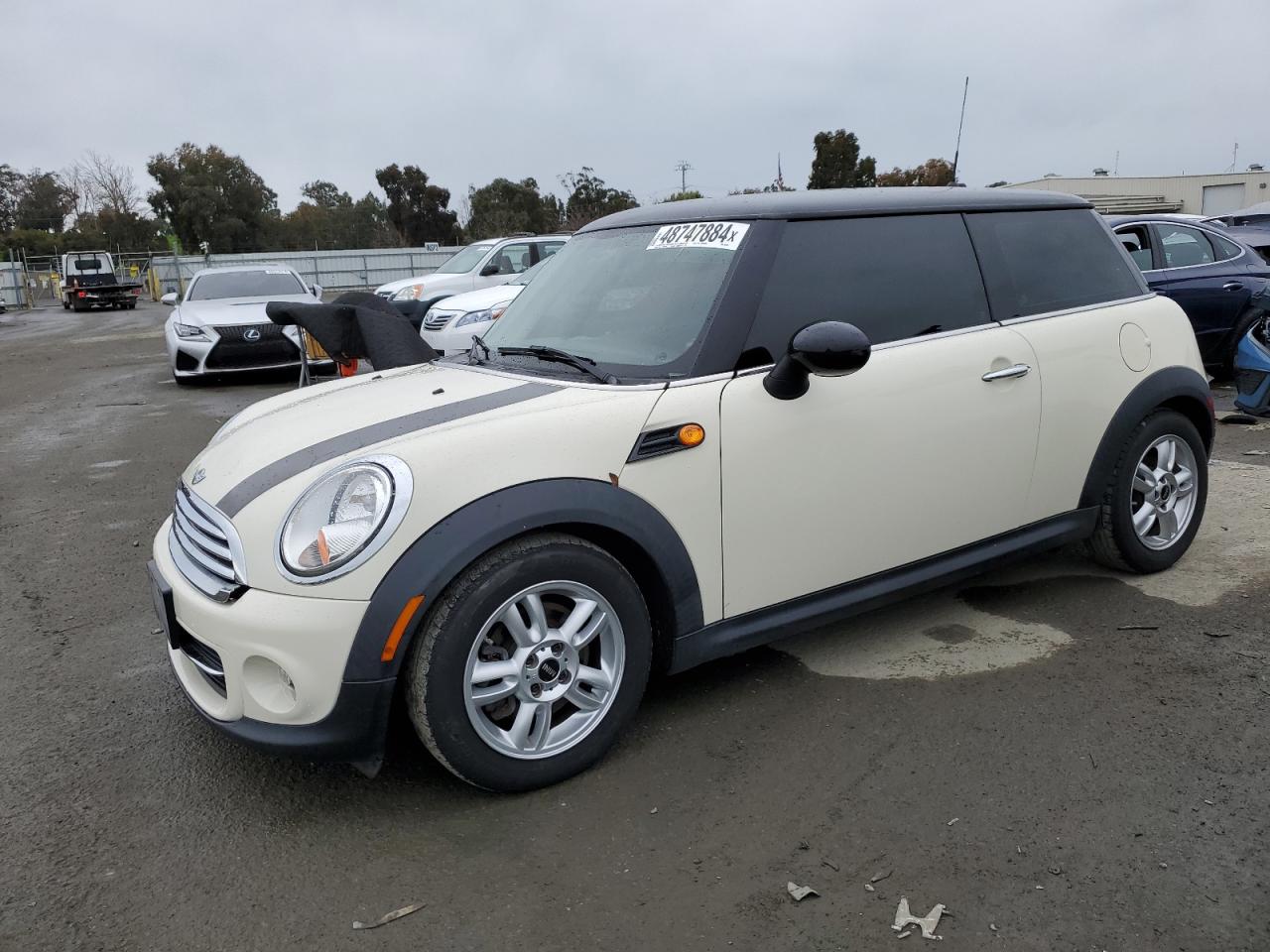 Photo 0 VIN: WMWSU3C53DT684551 - MINI COOPER 