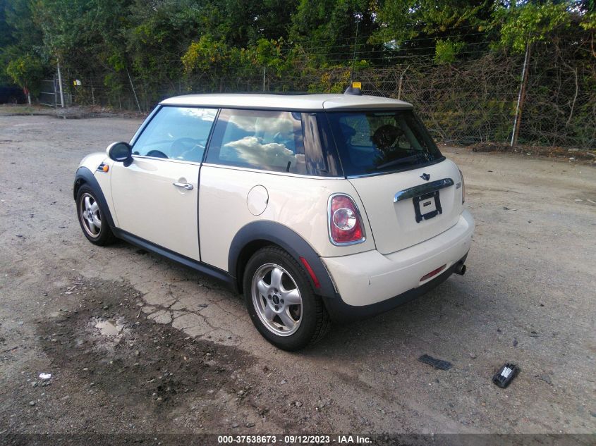 Photo 2 VIN: WMWSU3C54BT093352 - MINI COOPER 