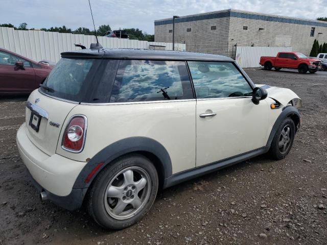 Photo 2 VIN: WMWSU3C54BT182743 - MINI COOPER 