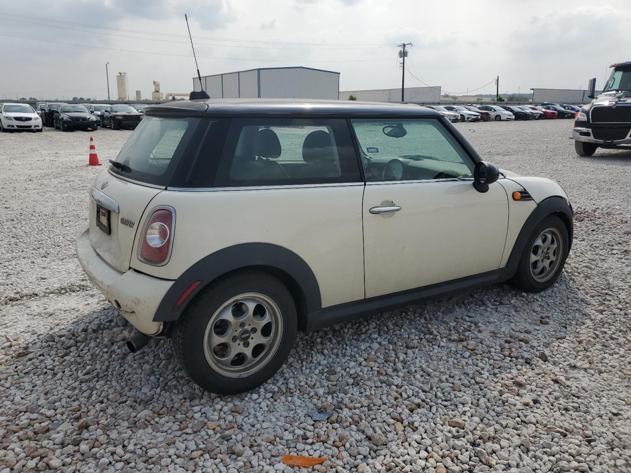 Photo 2 VIN: WMWSU3C54CT262111 - MINI COOPER 