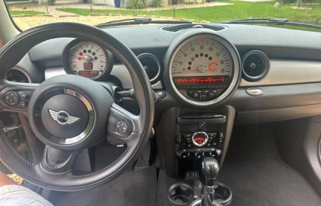 Photo 8 VIN: WMWSU3C54DT547635 - MINI COOPER 