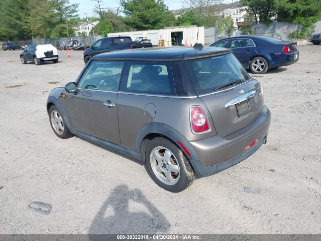 Photo 2 VIN: WMWSU3C55BT252038 - MINI COOPER 