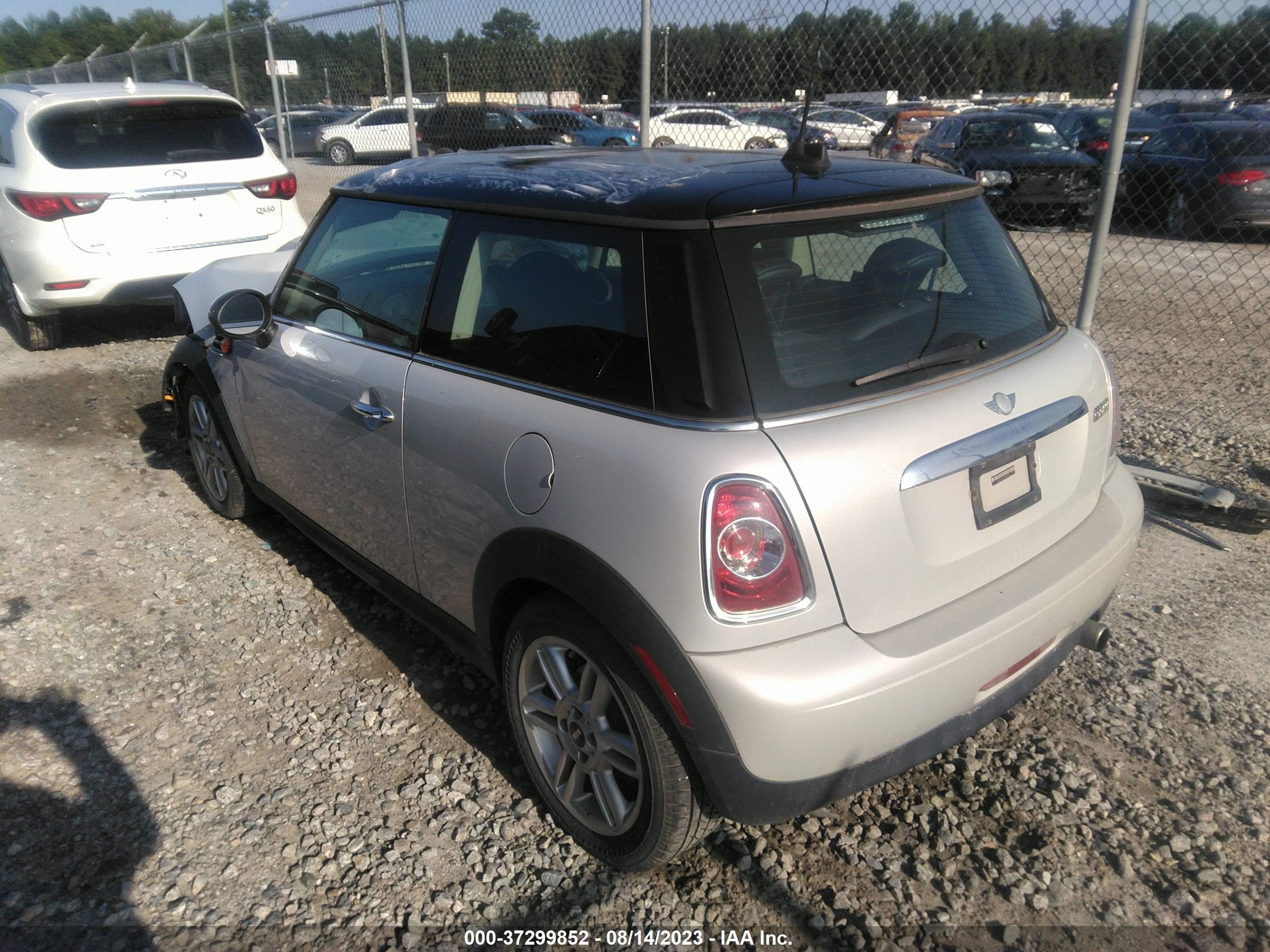 Photo 2 VIN: WMWSU3C55CT256317 - MINI HARD TOP 