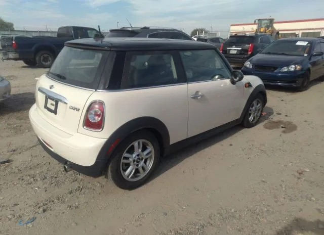 Photo 3 VIN: WMWSU3C55CT257774 - MINI COOPER HARDTOP 