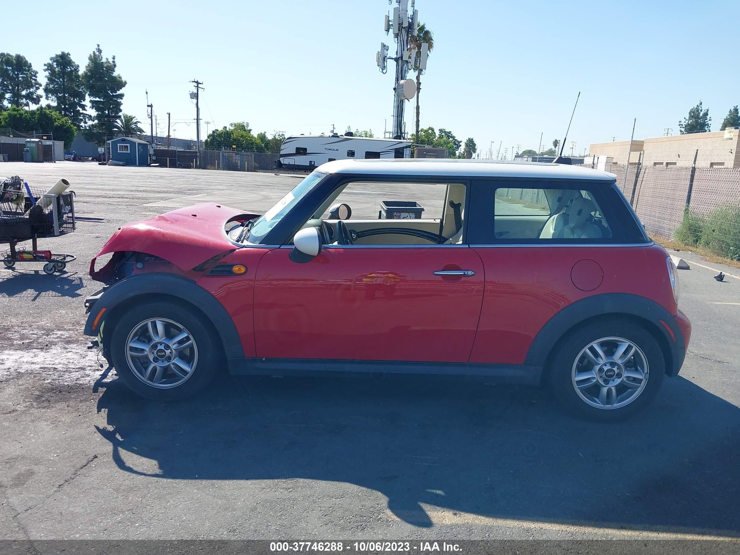 Photo 13 VIN: WMWSU3C55DT370738 - MINI HARD TOP 