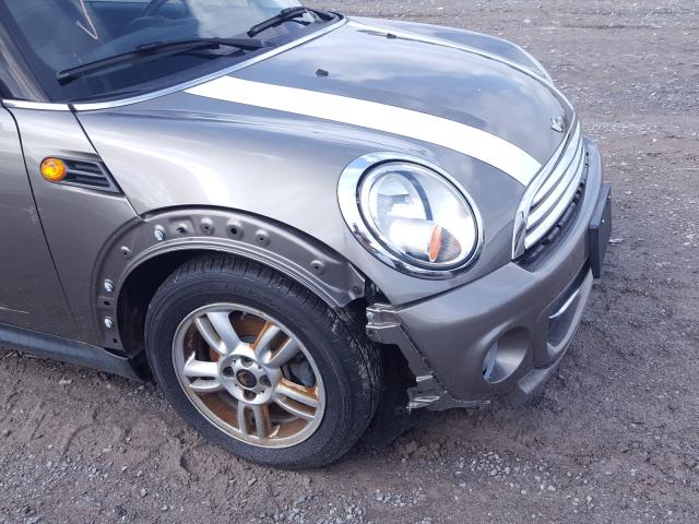 Photo 8 VIN: WMWSU3C55DT547322 - MINI COOPER 