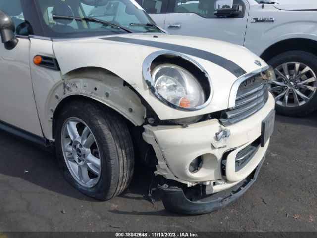 Photo 5 VIN: WMWSU3C56DT683569 - MINI COOPER HARDTOP 