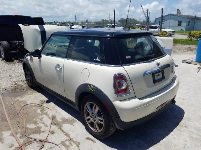 Photo 2 VIN: WMWSU3C56DT685984 - MINI COOPER 