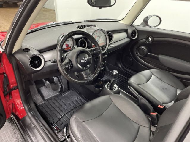 Photo 8 VIN: WMWSU3C57BTX97304 - MINI COOPER HARDTOP 