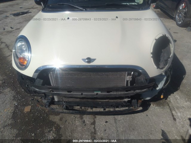 Photo 5 VIN: WMWSU3C58DT677238 - MINI COUPE 