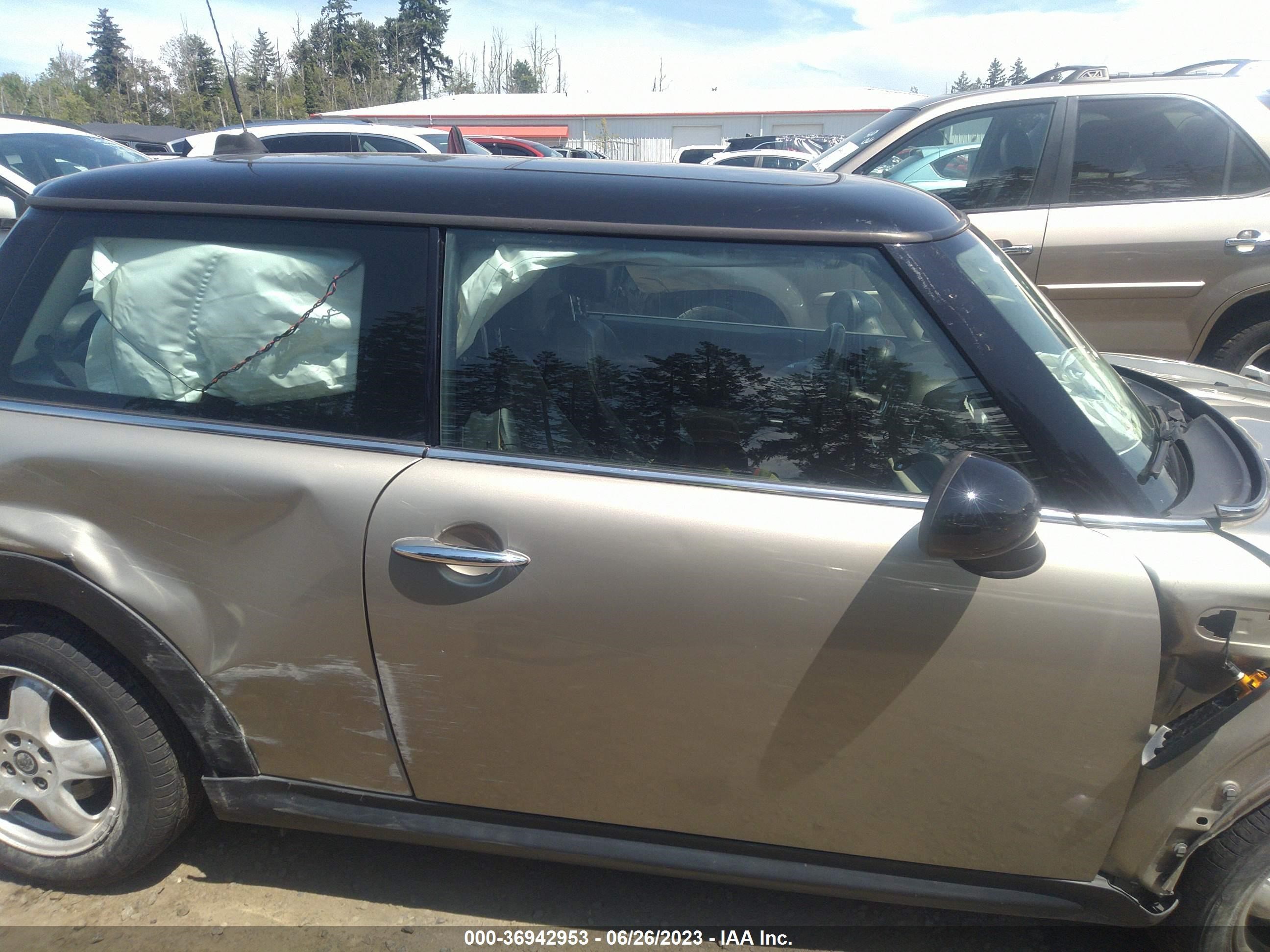 Photo 13 VIN: WMWSU3C59BT092813 - MINI HARD TOP 