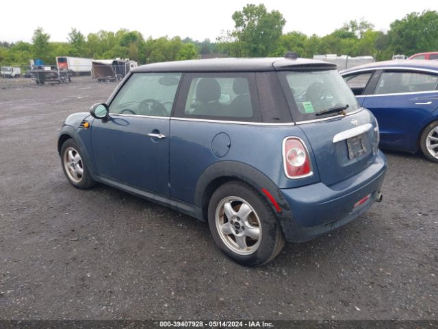 Photo 2 VIN: WMWSU3C59BT093265 - MINI COOPER 