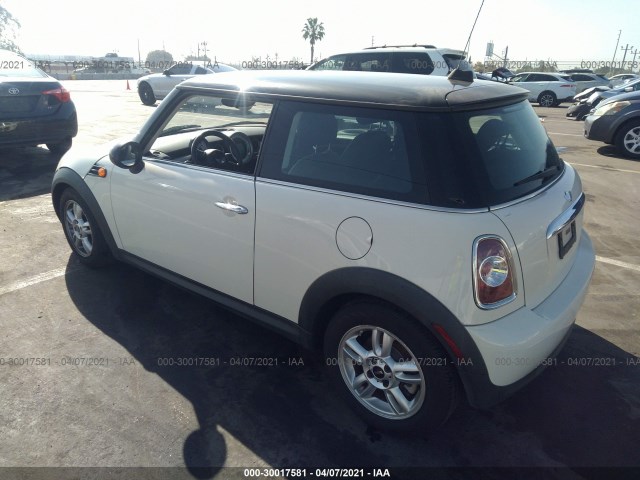 Photo 2 VIN: WMWSU3C59BT097218 - MINI COOPER HARDTOP 