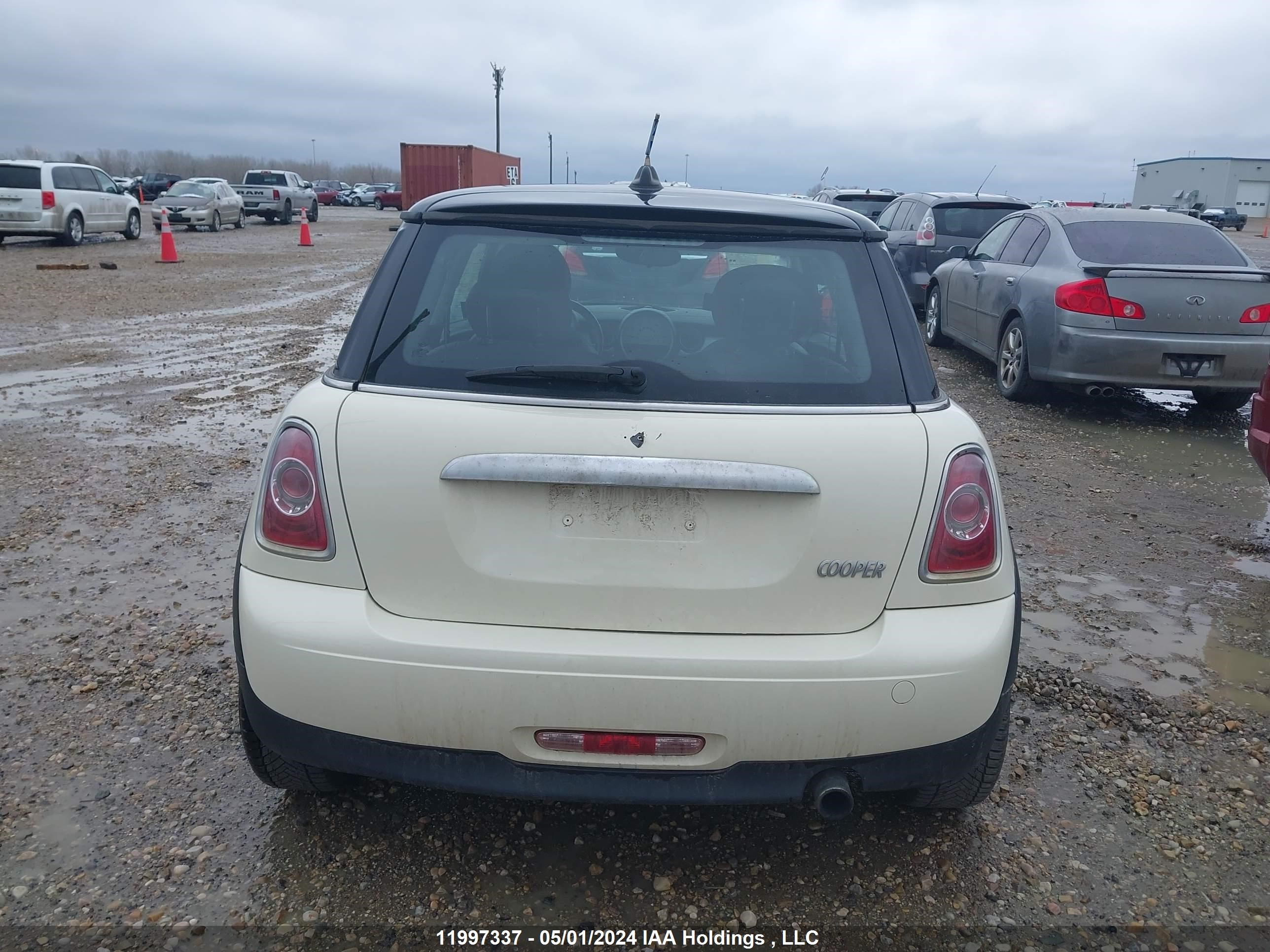 Photo 15 VIN: WMWSU3C59CT255848 - MINI COOPER 