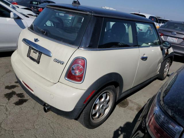 Photo 2 VIN: WMWSU3C59DT371813 - MINI COOPER 