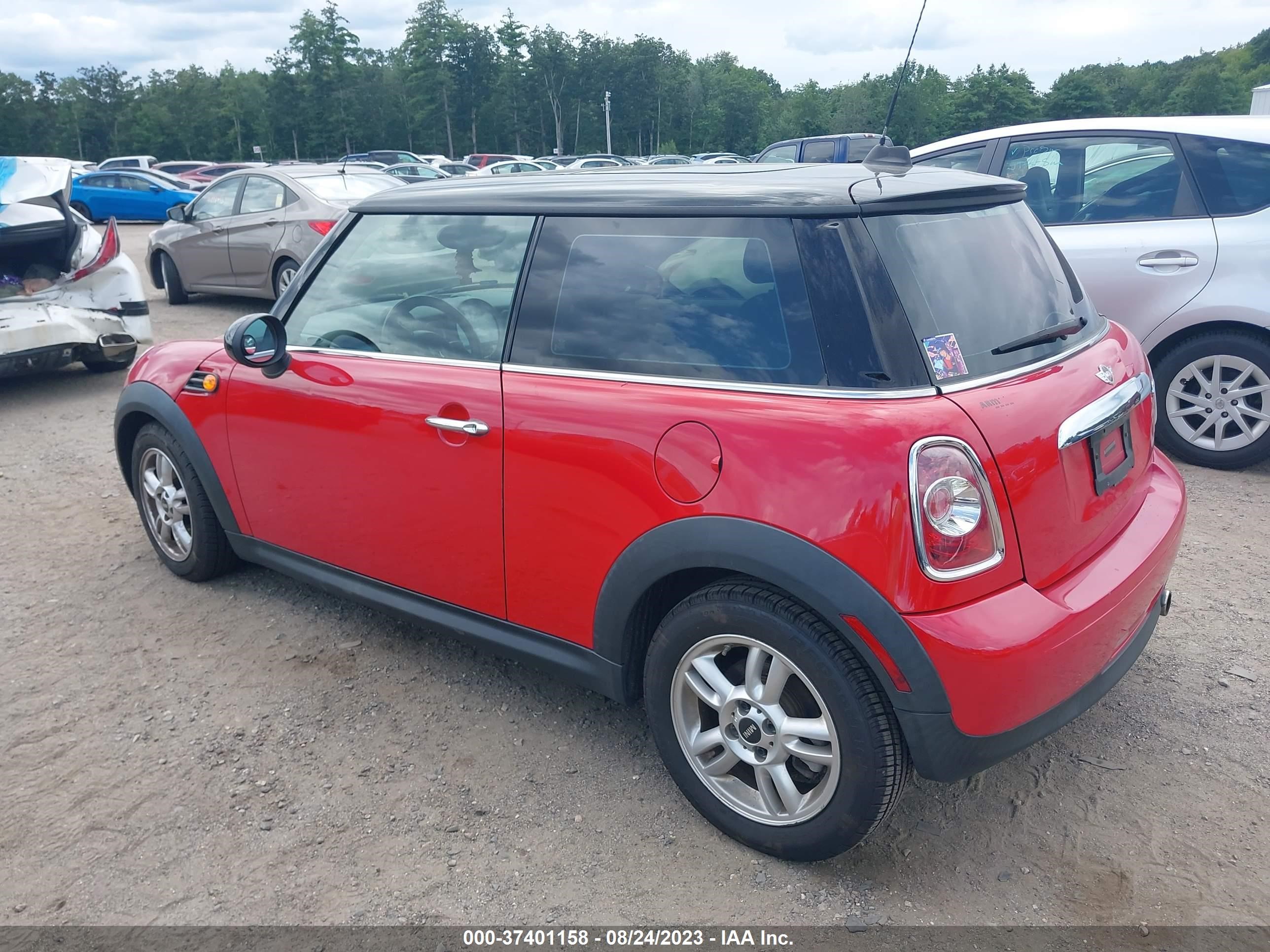 Photo 2 VIN: WMWSU3C59DT549252 - MINI COOPER 