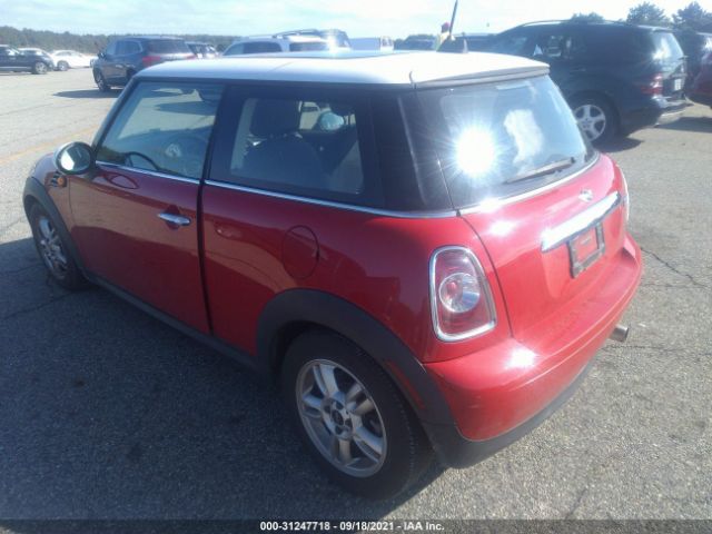 Photo 2 VIN: WMWSU3C59DT684182 - MINI COOPER 