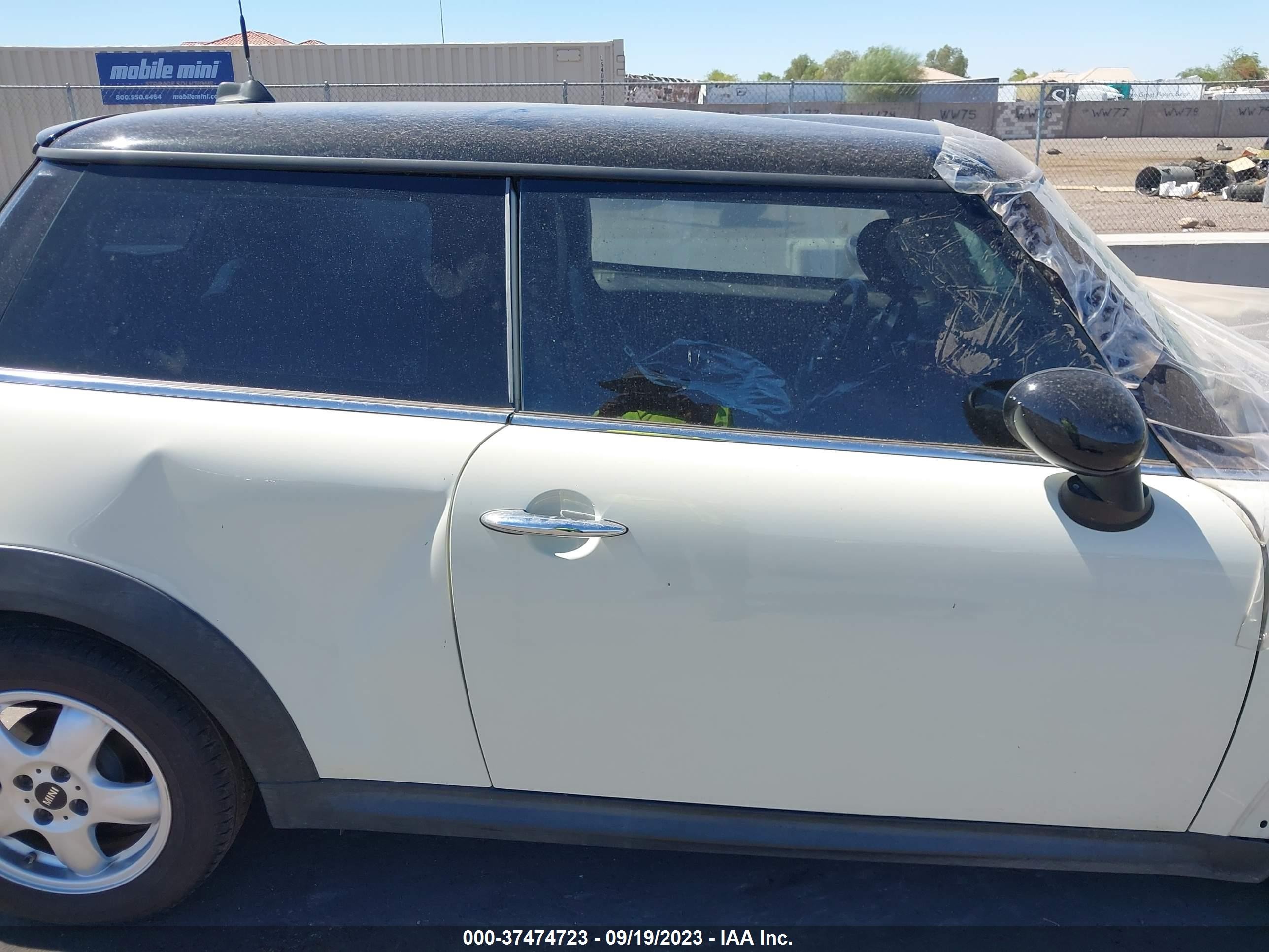 Photo 13 VIN: WMWSU3C5XBT095204 - MINI HARD TOP 