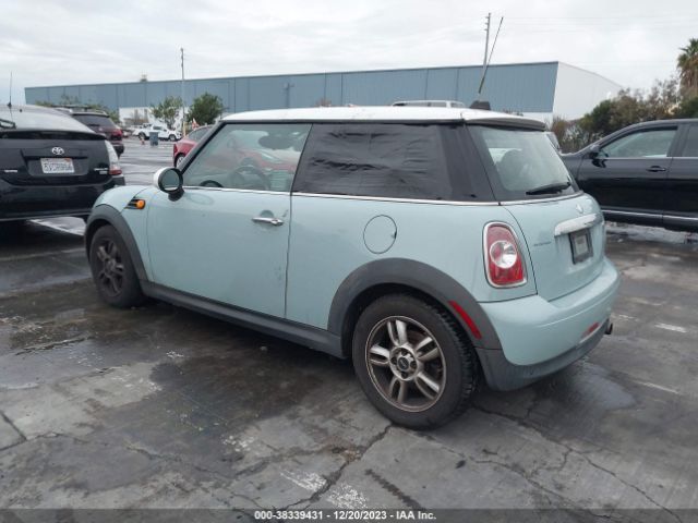 Photo 2 VIN: WMWSU3C5XBT096336 - MINI COOPER 